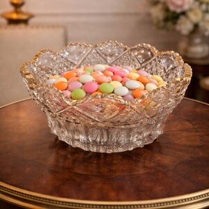 Cut glass bowl with scalloped top